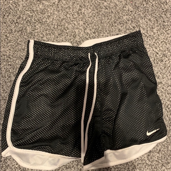 Nike shorts - Picture 1 of 1